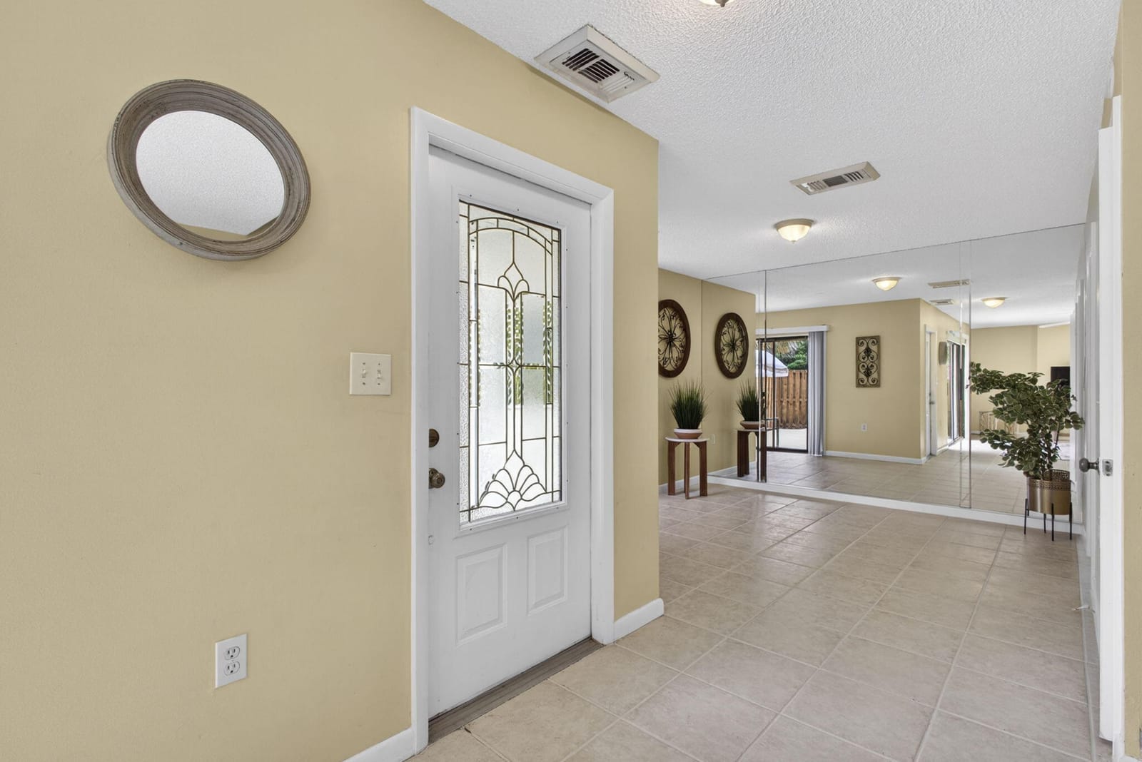 3345 Meridian Way N C — photo 10