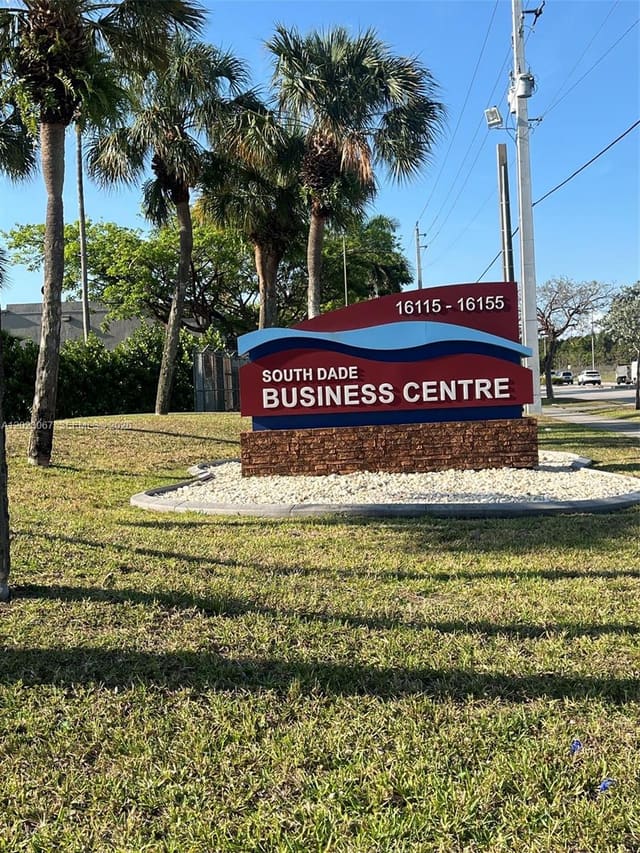 16155 SW 117th Avenue B20, FL 33177