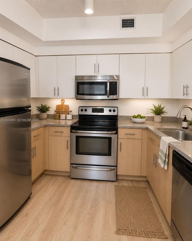 7930 N Nob Hill Road 106, sold in El Ad Nob Hill, Tamarac, FL