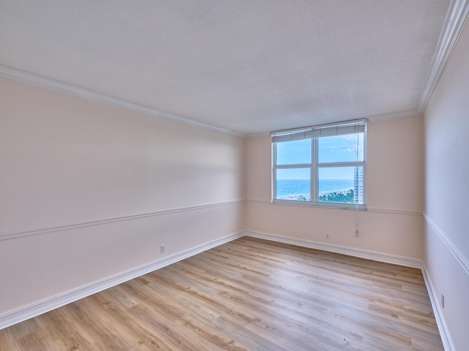 305 N Pompano Beach Boulevard 1204, Pompano Beach, FL 33062 photo 20