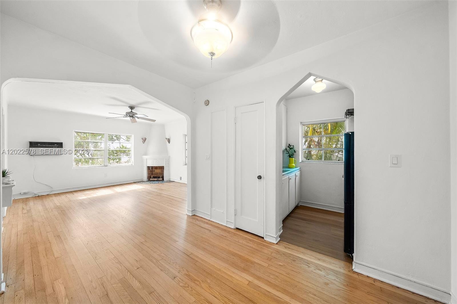 750 Espanola Way 9, Miami Beach, FL 33139 photo 2