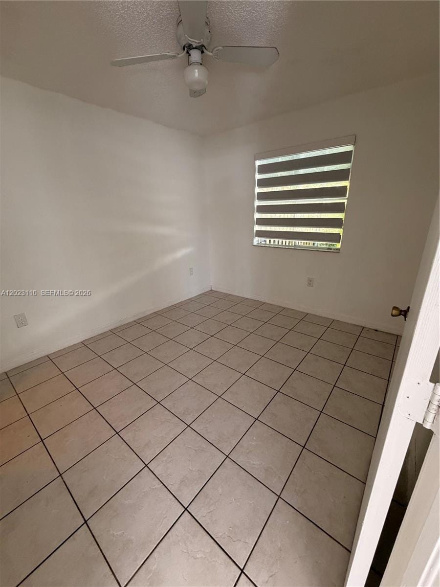 18674 SW 100th Avenue 18674 — photo 4