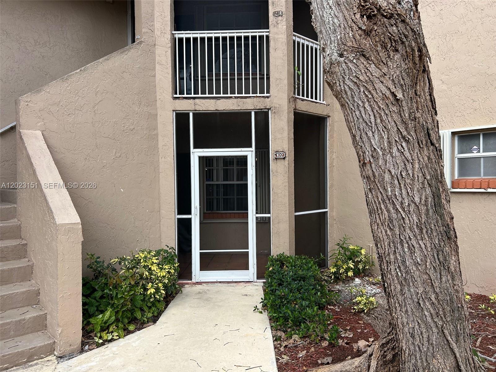 301 SW 86th Avenue 102, Pembroke Pines, FL 33025, Pembroke Pines