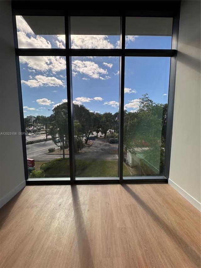 21290 Biscayne Boulevard 208, Aventura, FL 33180