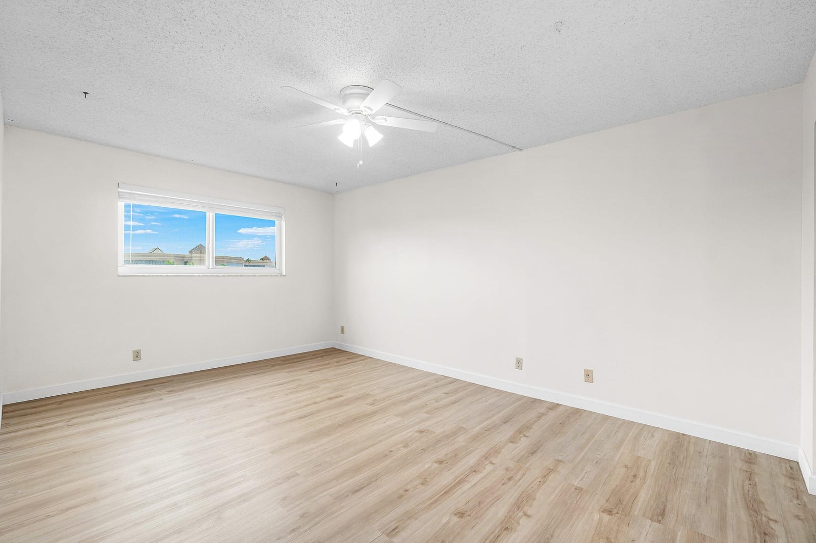 725 Lori Drive 412, Palm Springs, FL 33461 photo 21