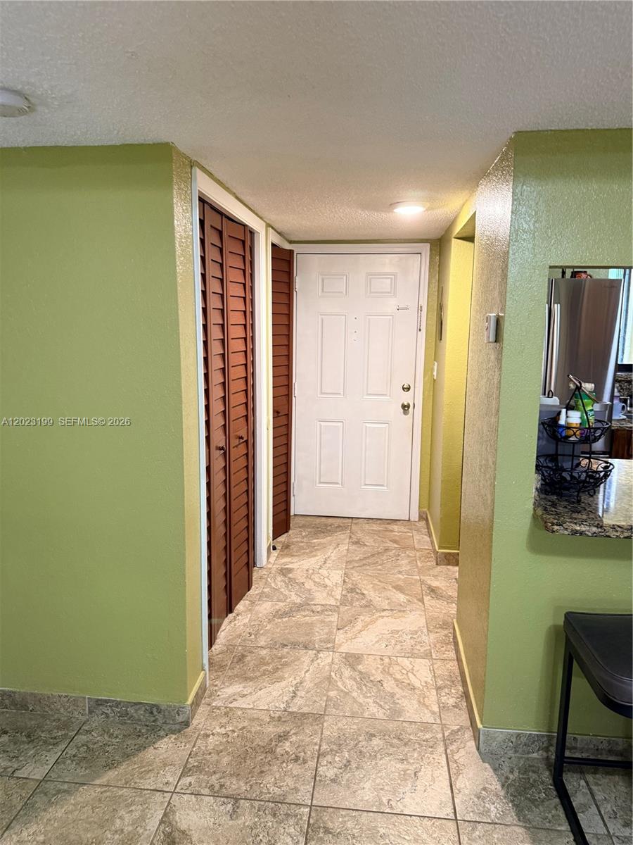 191 Lakeview Drive 103, Weston, FL 33326, Weston