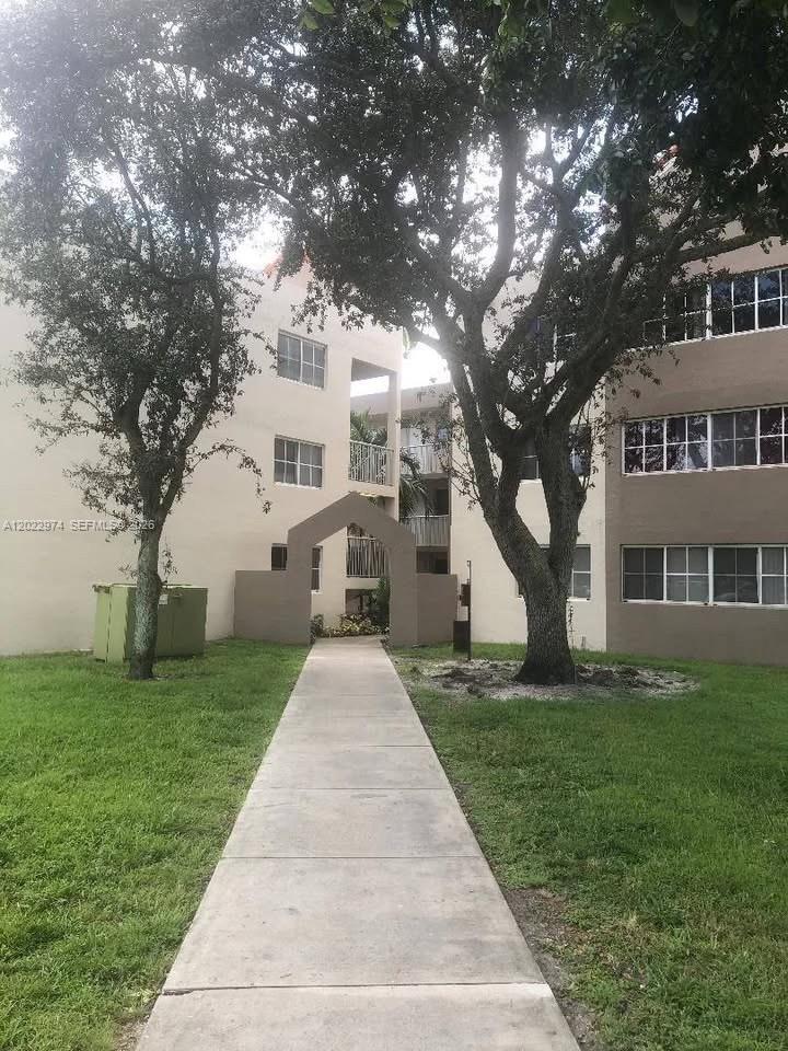 6155 NW 186th Street 209, Hialeah, FL 33015, Hialeah