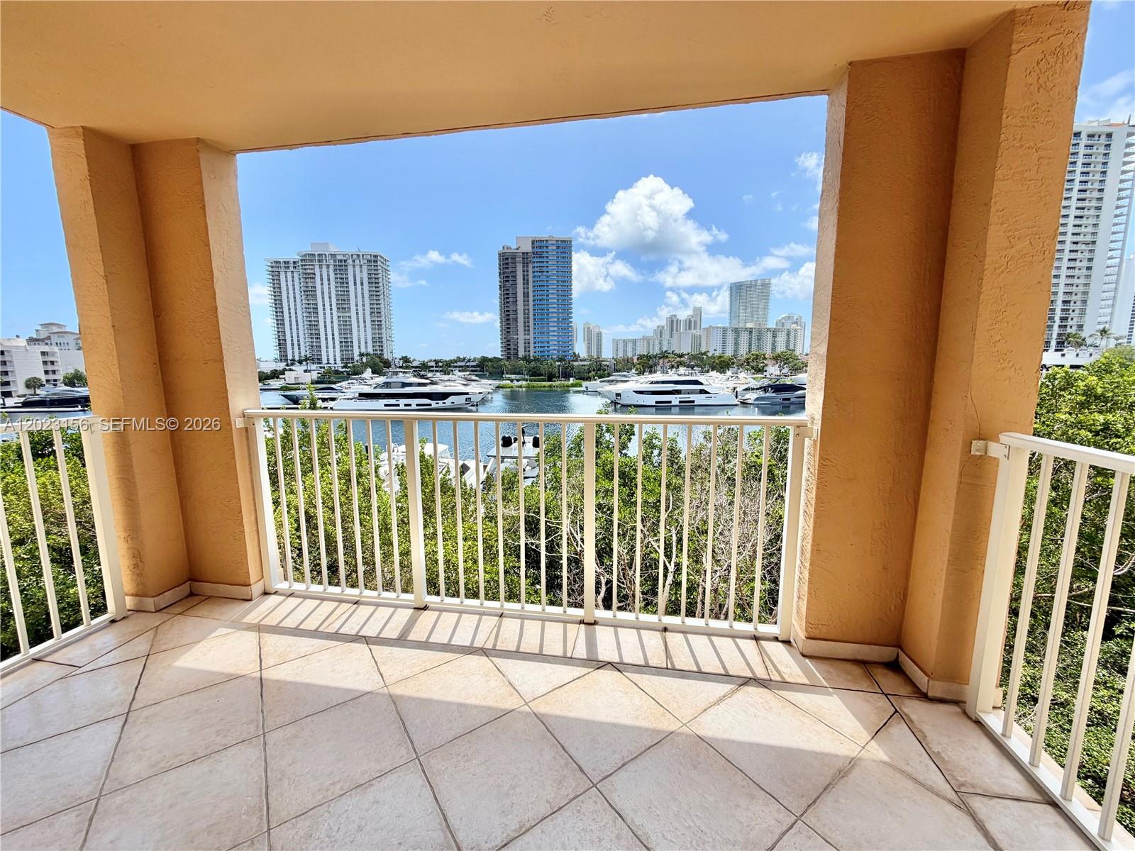 19877 E Country Club Drive 3408, Aventura, FL 33180, Aventura