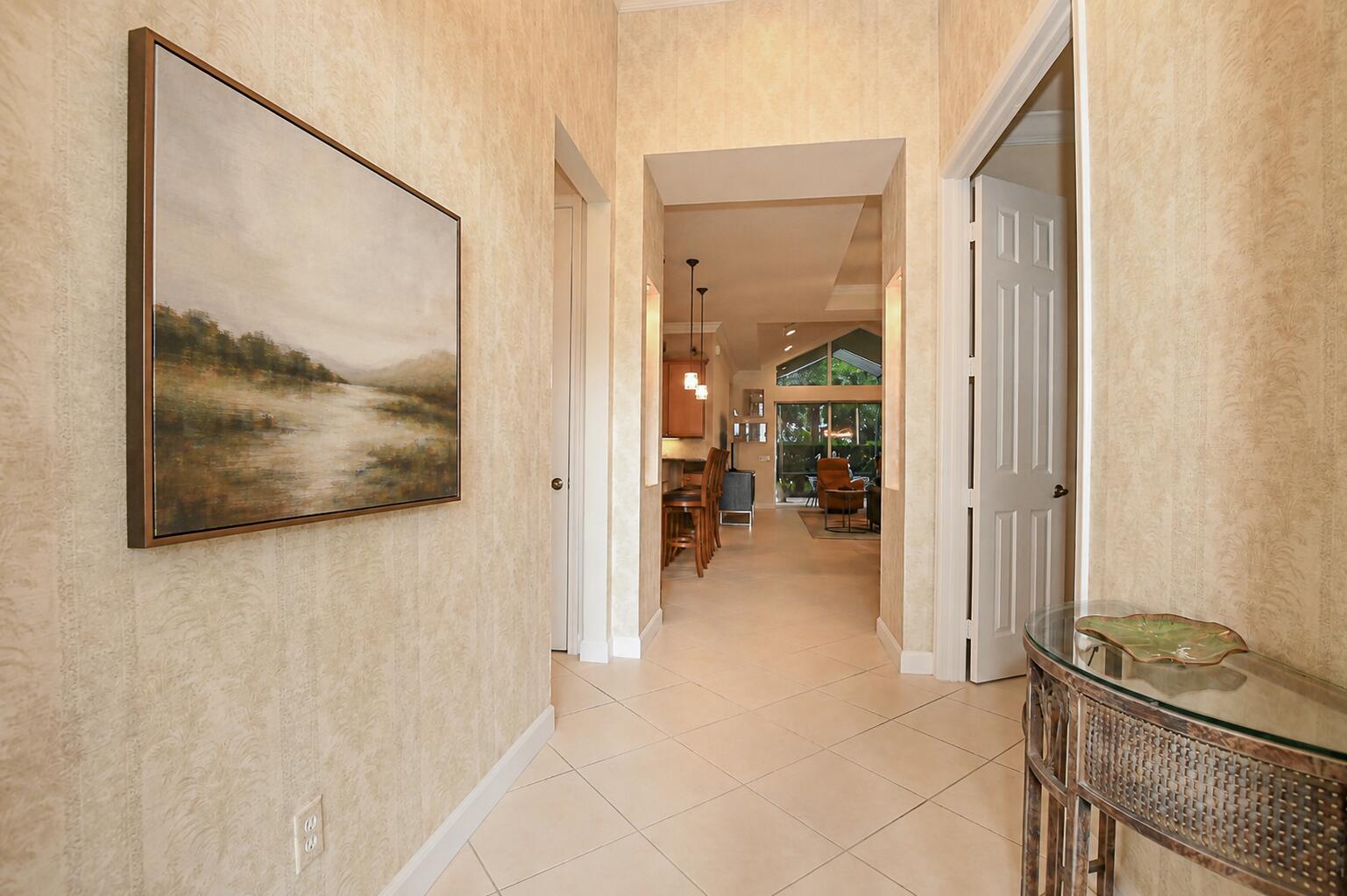 7600 Greenbrier Circle — photo 7