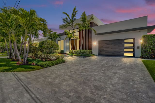 2816 NE 38th Street, Coral Ridge Country Club, Fort Lauderdale, FL
