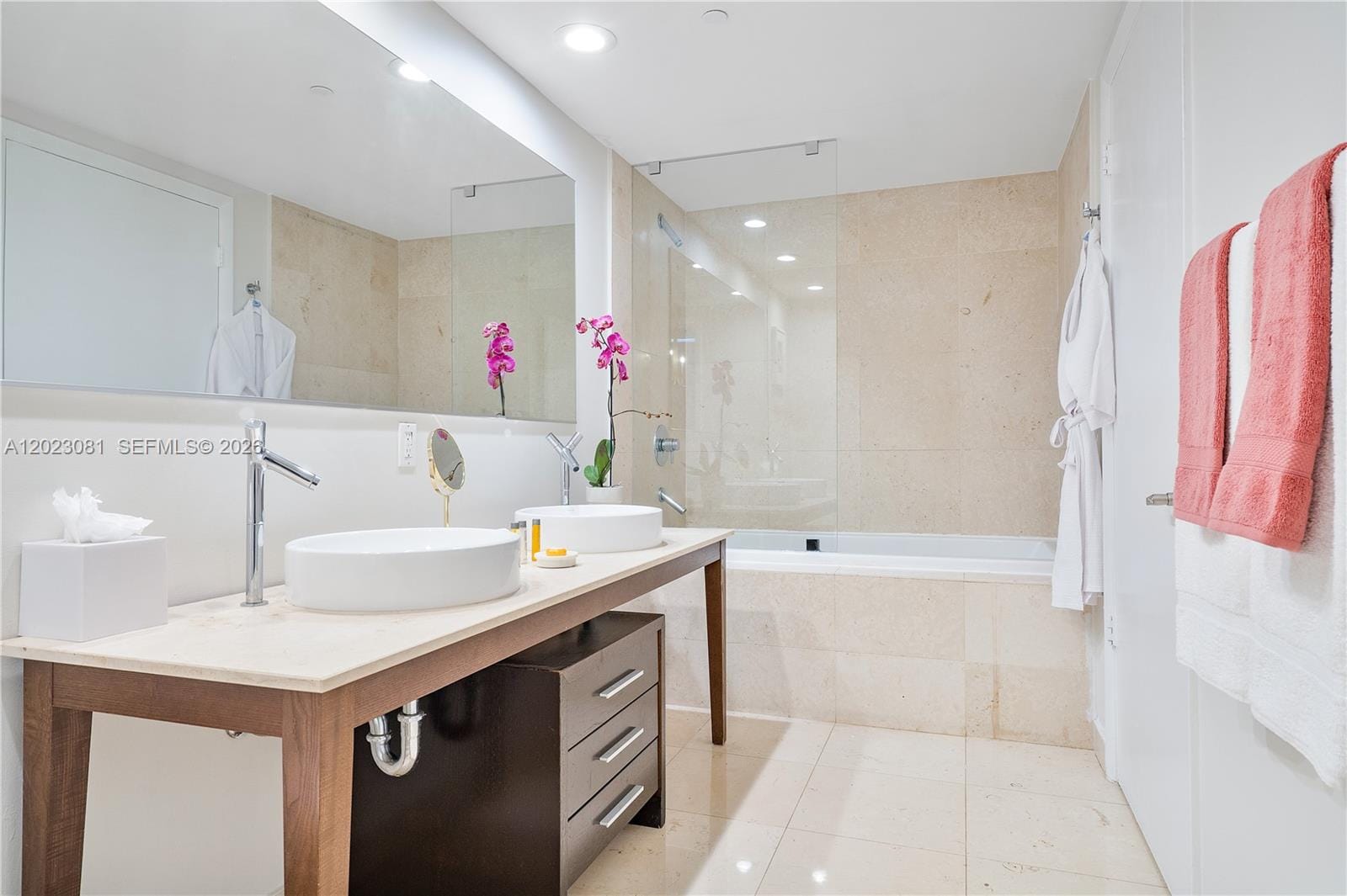 485 Brickell Avenue 4206, Miami, FL 33131 photo 16