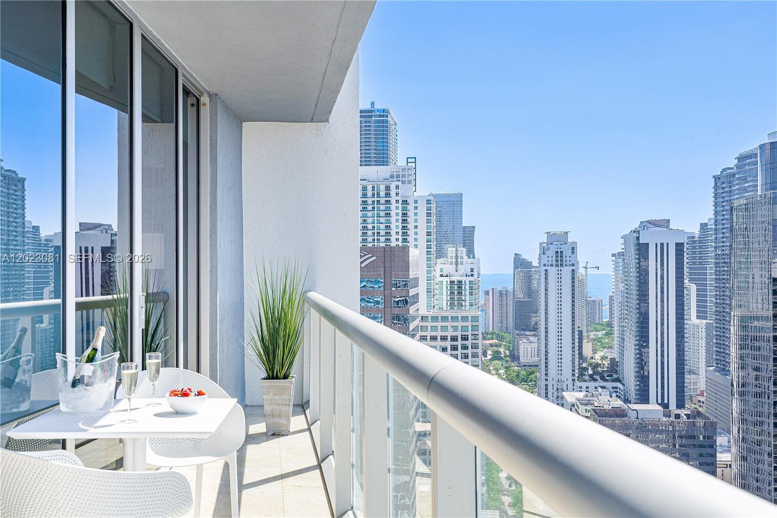 485 Brickell Avenue 4206, Miami, FL 33131 photo 6