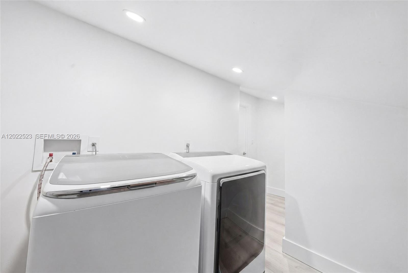 455 NE 210th Terrace, Miami, FL 33179 photo 20