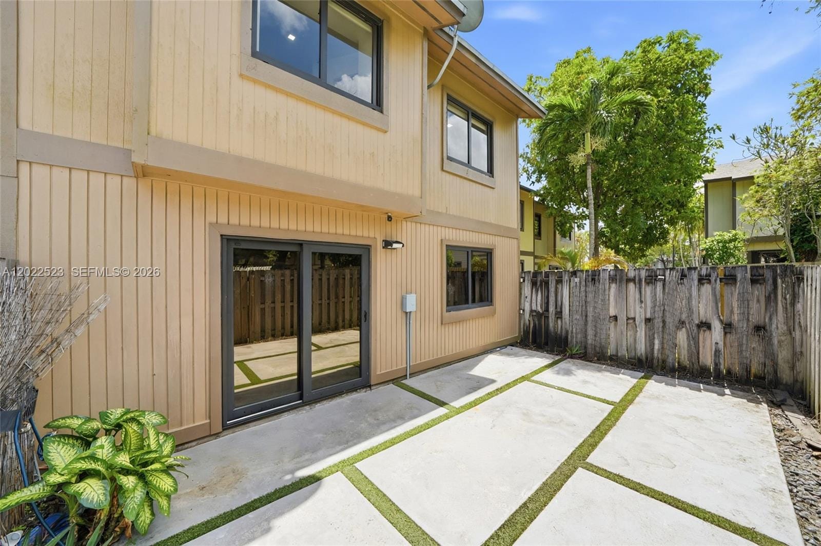 455 NE 210th Terrace, Miami, FL 33179 photo 22