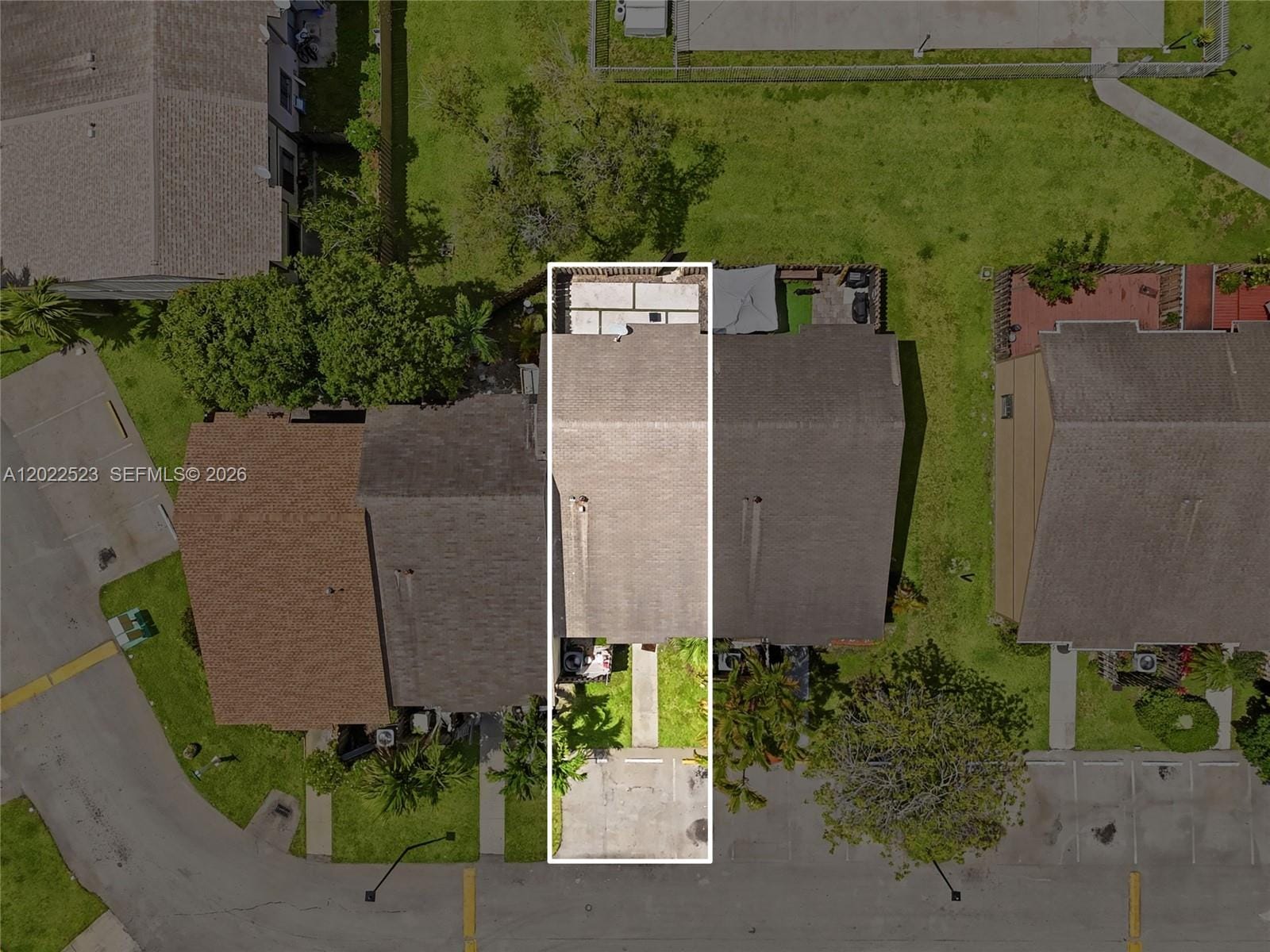 455 NE 210th Terrace, Miami, FL 33179 photo 25