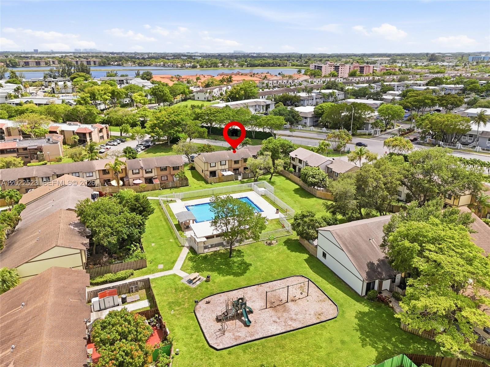 455 NE 210th Terrace, Miami, FL 33179 photo 29