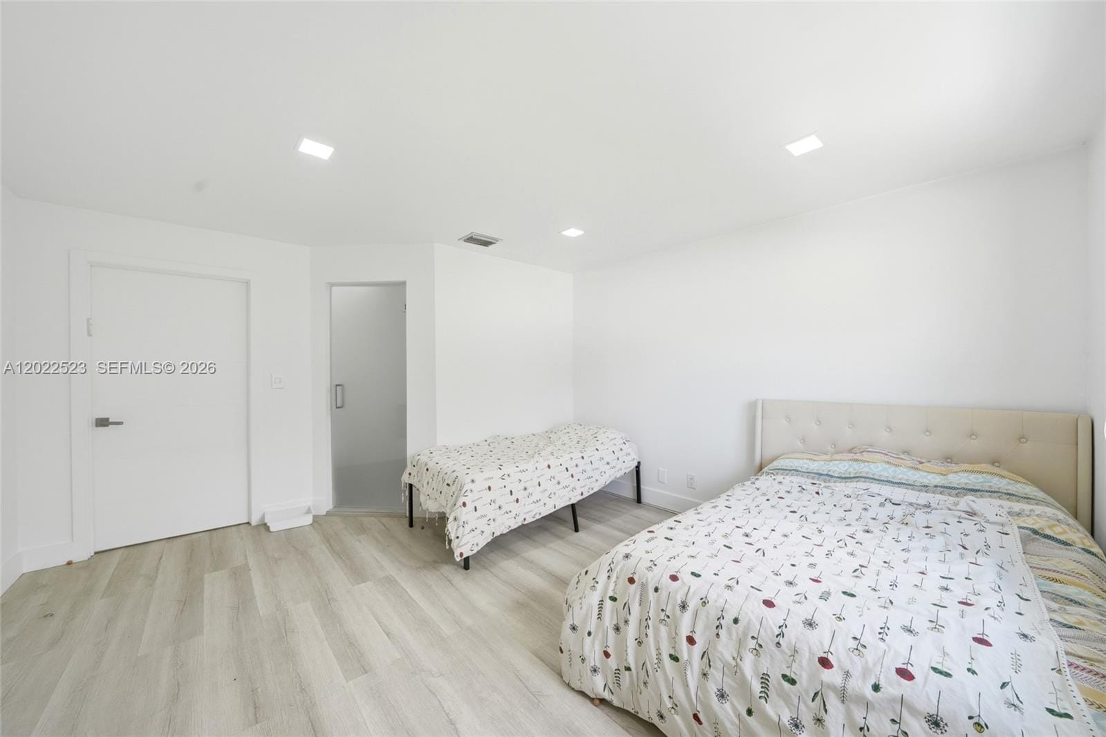 455 NE 210th Terrace, Miami, FL 33179 photo 8