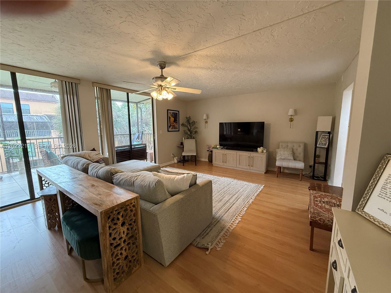 450 Commodore Drive 306, Plantation, FL 33325 photo 2