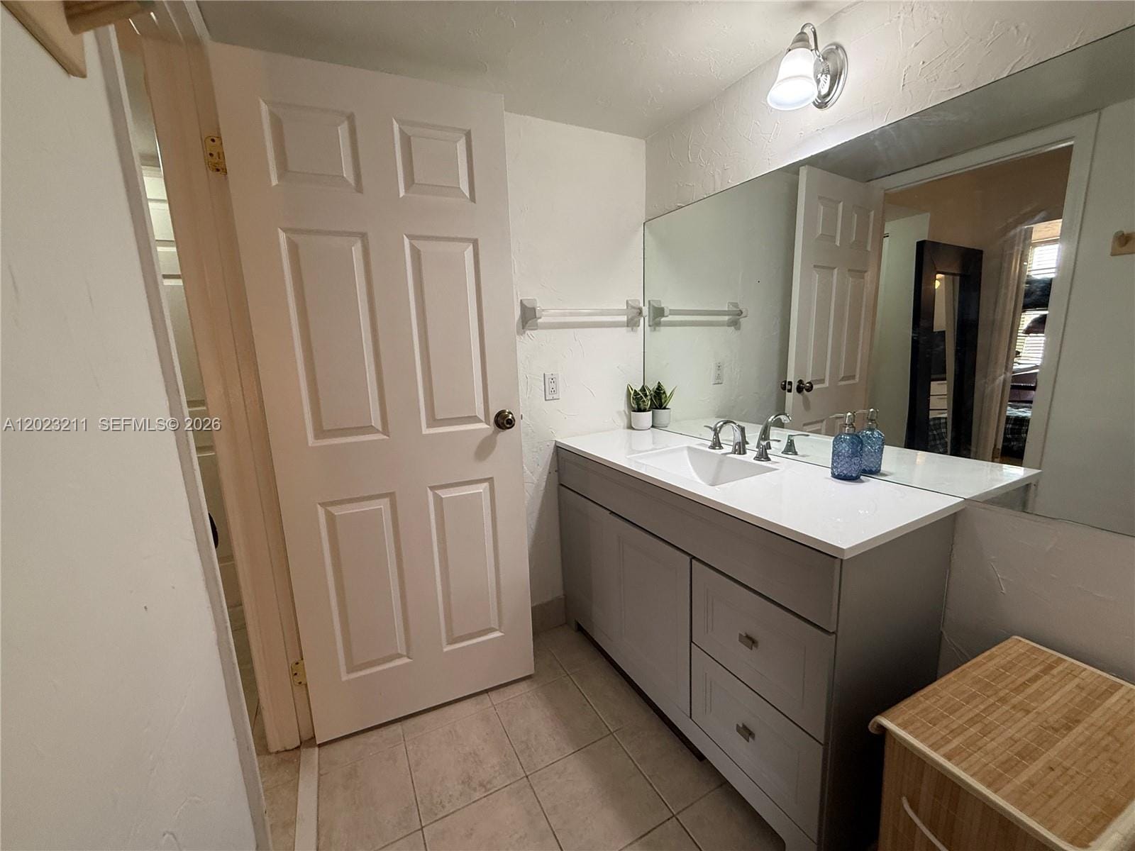 450 Commodore Drive 306, Plantation, FL 33325 photo 19