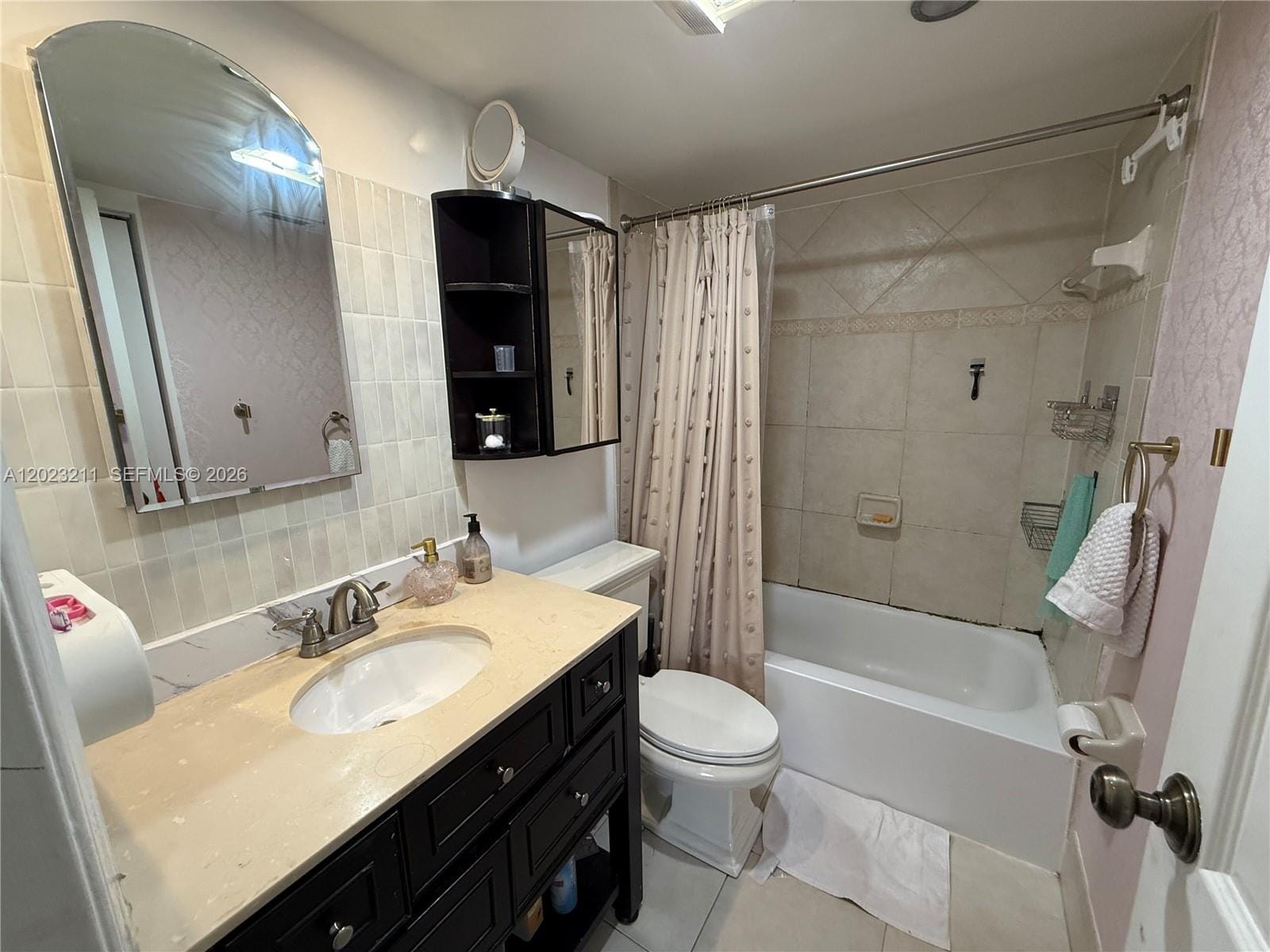450 Commodore Drive 306, Plantation, FL 33325 photo 23