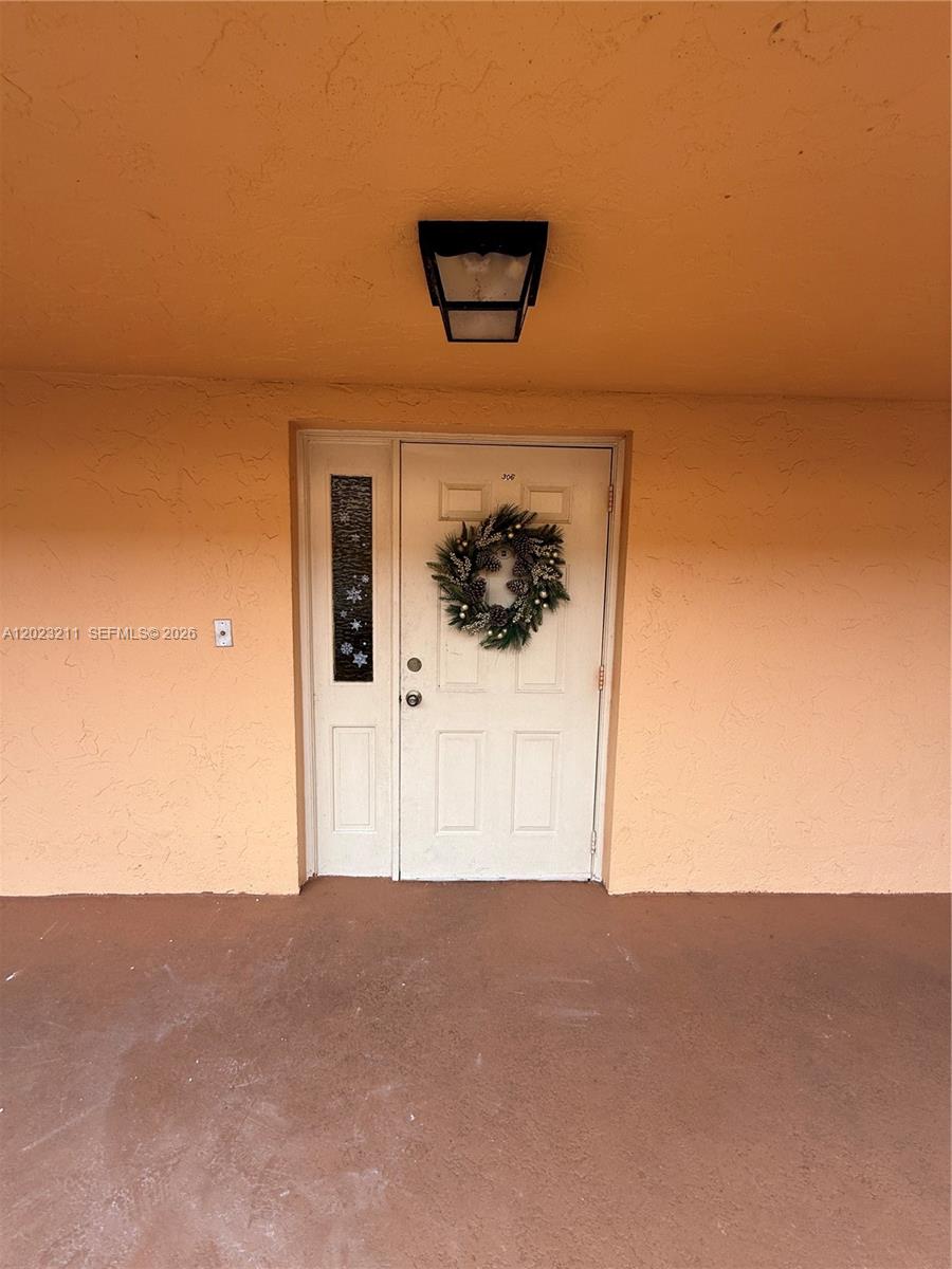 450 Commodore Drive 306, Plantation, FL 33325, Plantation