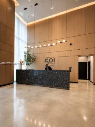 121 NE 5th Street 3203, Miami, FL 33132, Miami