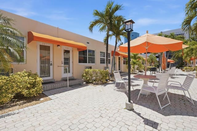 330 Arthur Street 119, sold in Oasis Surfside Condo, Hollywood, FL