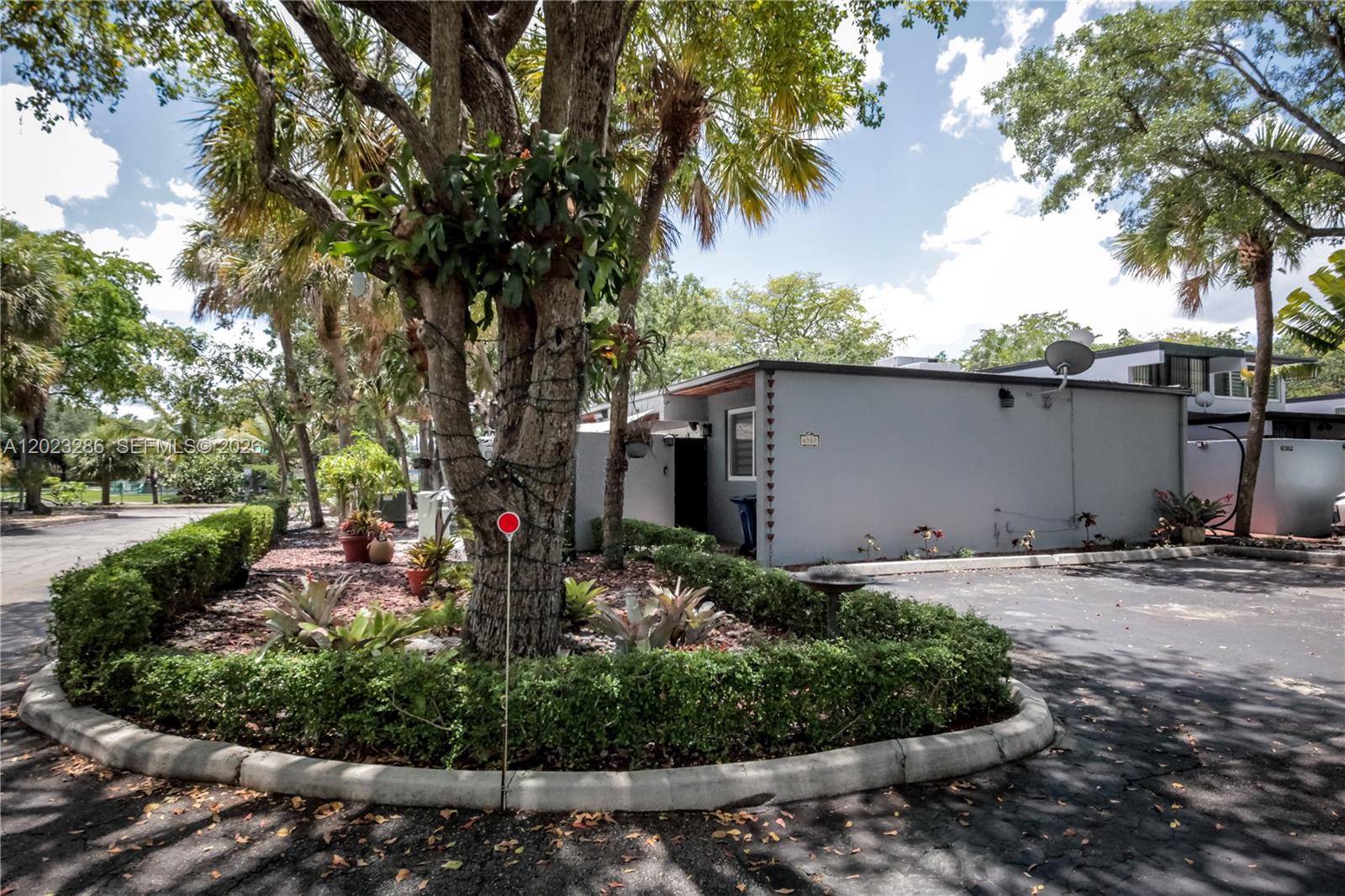 6380 Jack Rabbit Lane, Miami Lakes, FL 33014