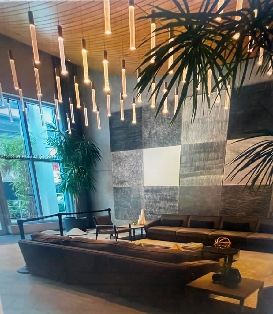 1100 S Miami Avenue 2804, Miami, FL 33130, Miami