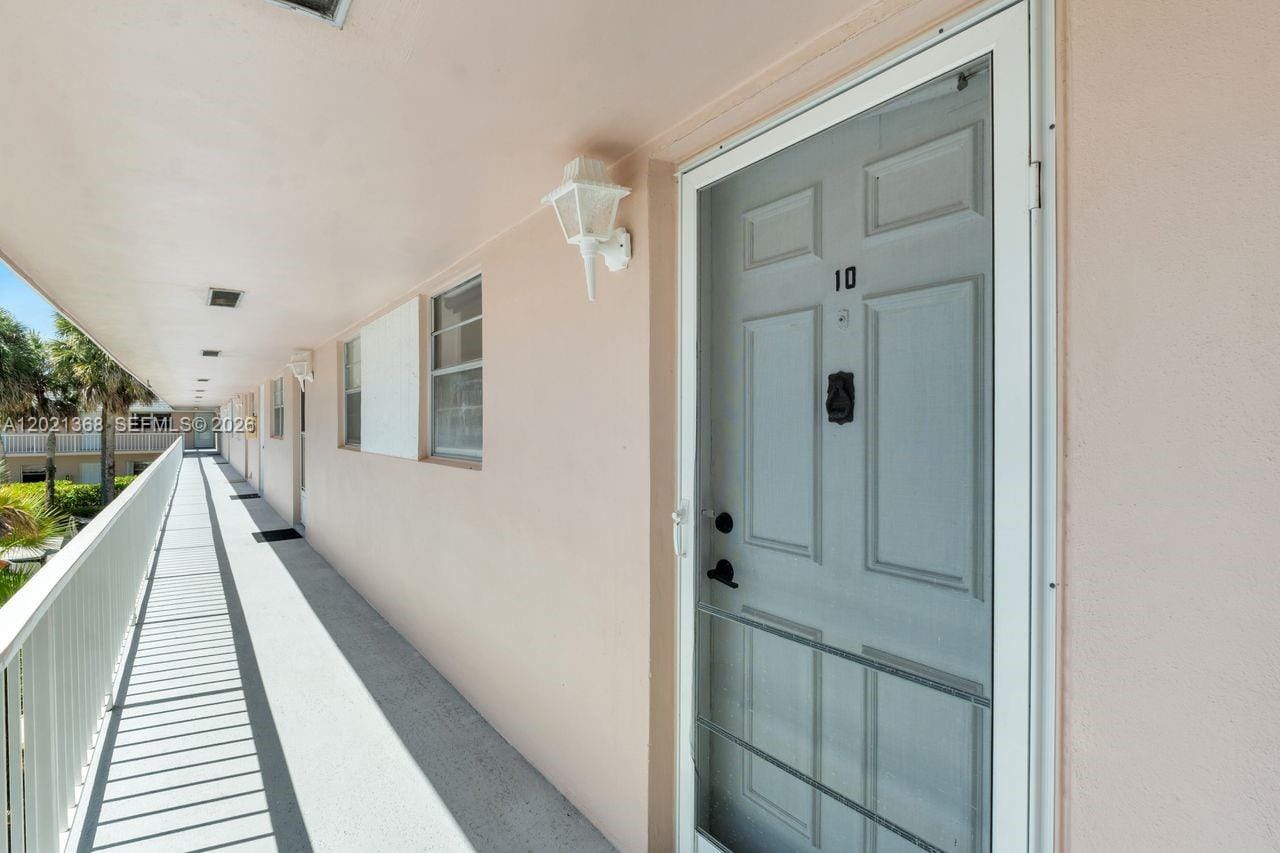 18081 SE Country Club Drive 110, Jupiter, FL 33469 photo 2