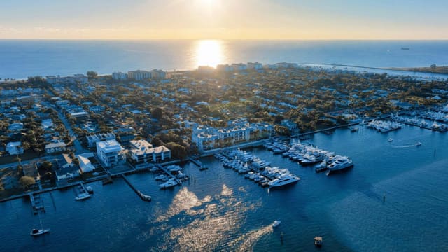 178 Lake Drive 4301, sold in Havn Residences & Yacht Club Condo, Palm Beach Shores, FL