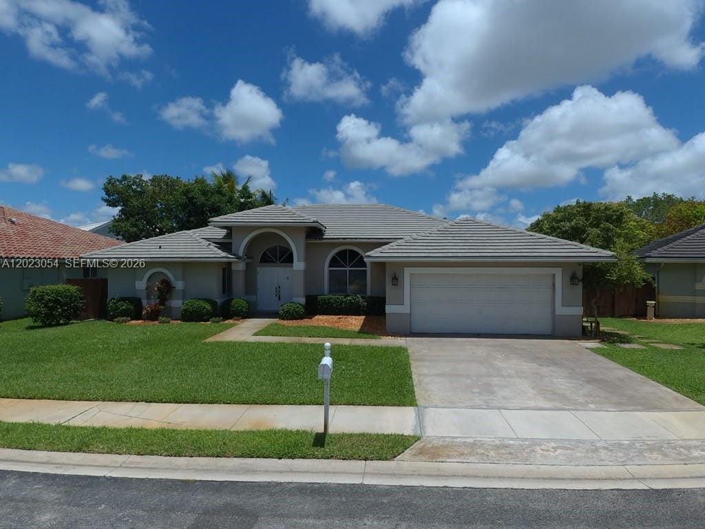 10205 SW 12th Street, Pembroke Pines, FL 33025 photo 2