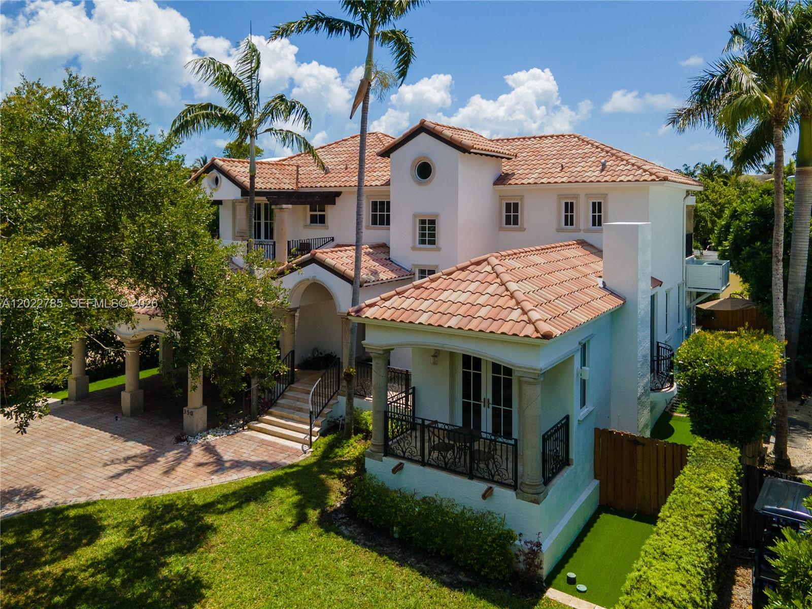 350 Redwood Lane, Key Biscayne, FL 33149