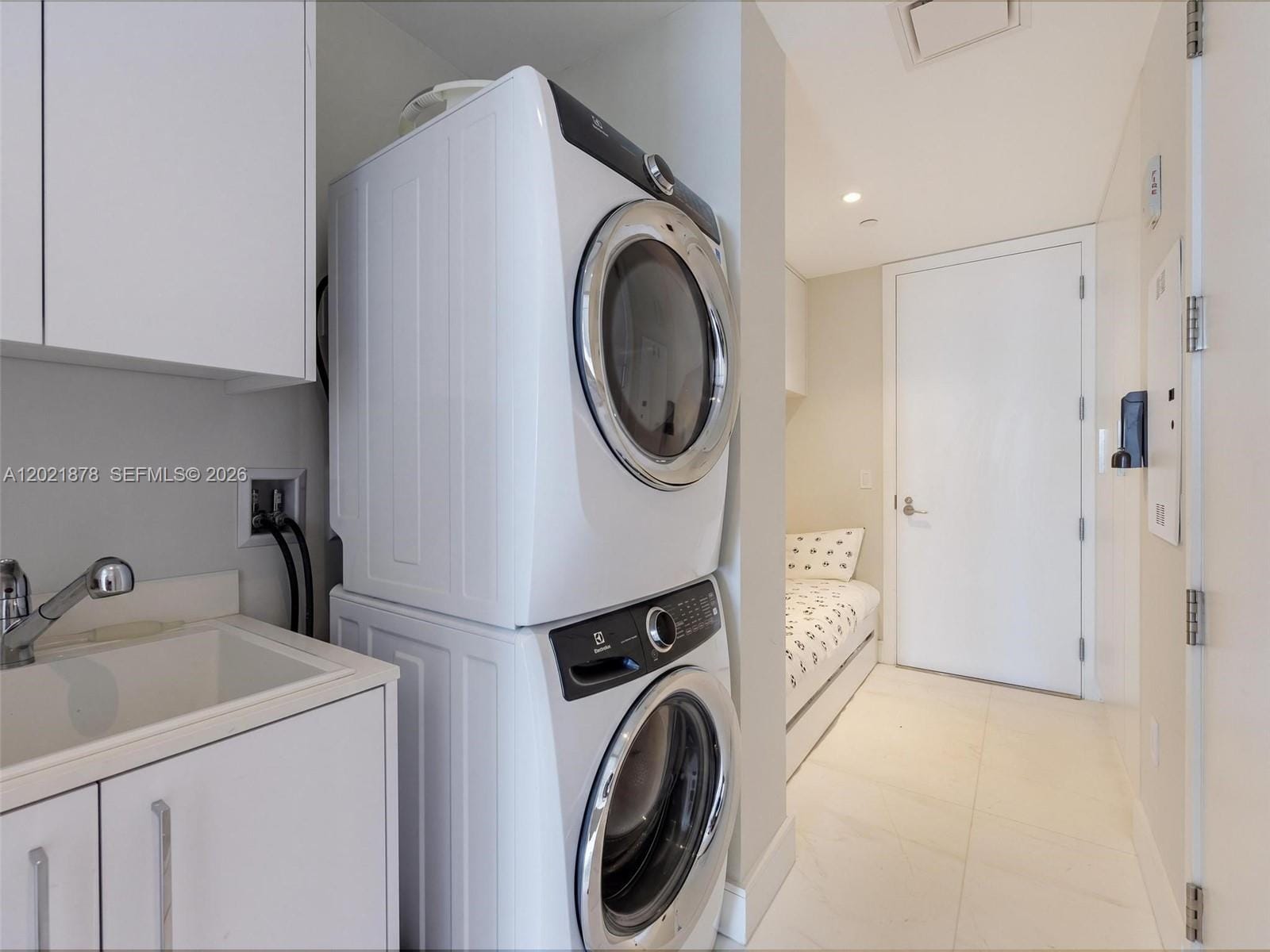 15701 Collins Avenue 3001 — photo 10