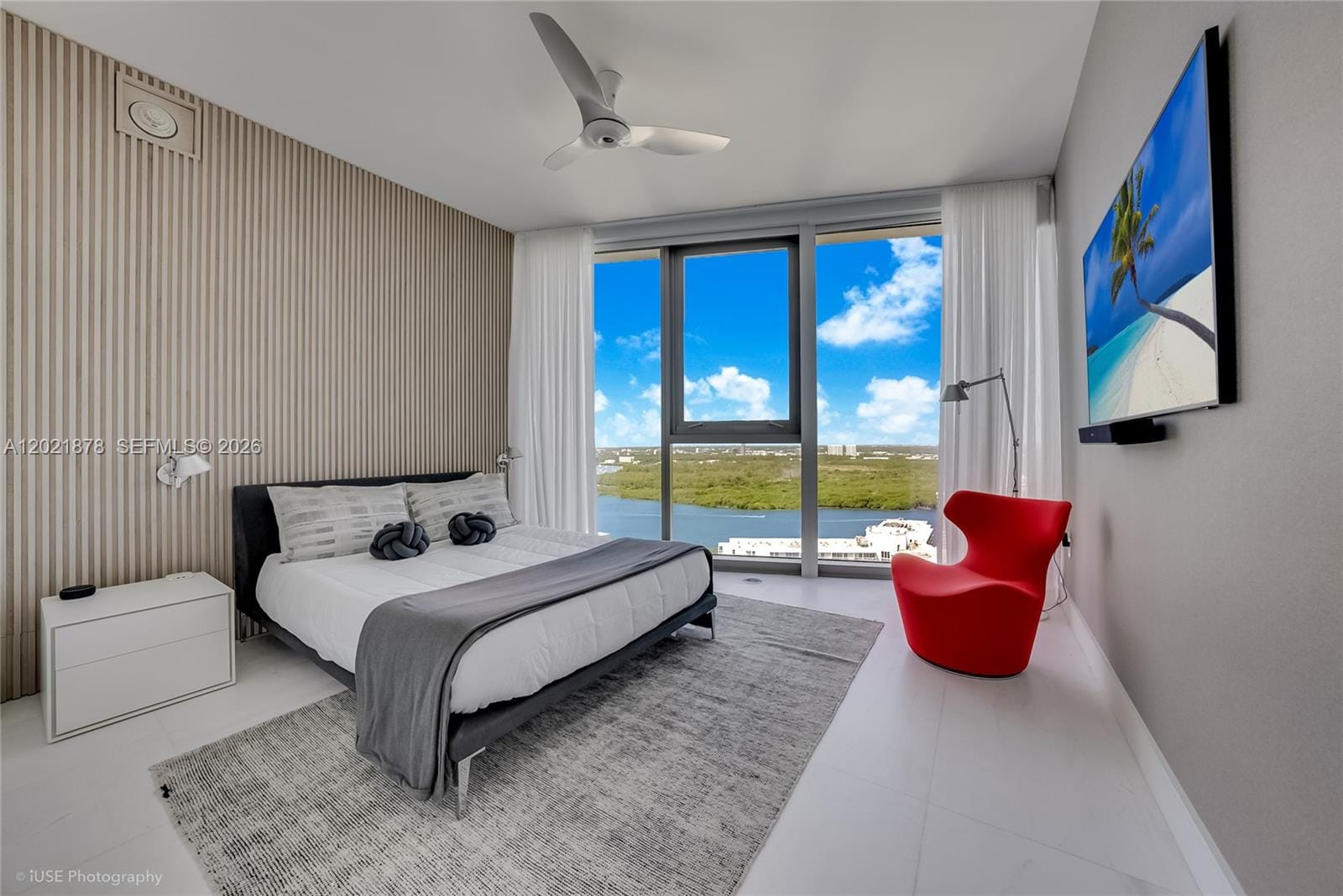 15701 Collins Avenue 3001 — photo 9