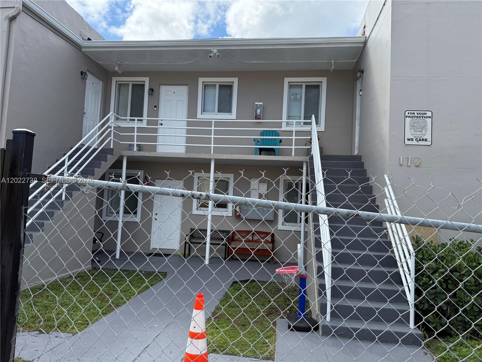 172 NW 12th Street 5, Miami, FL 33136, Miami