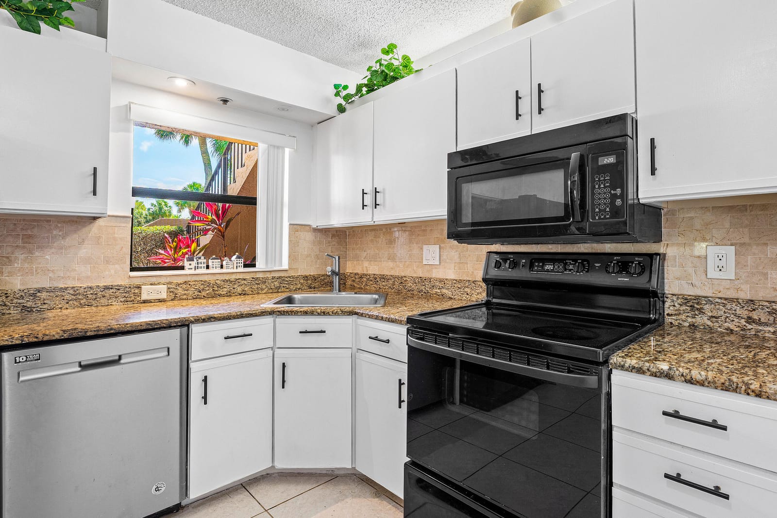 8609 Boca Glades Boulevard W A — photo 12