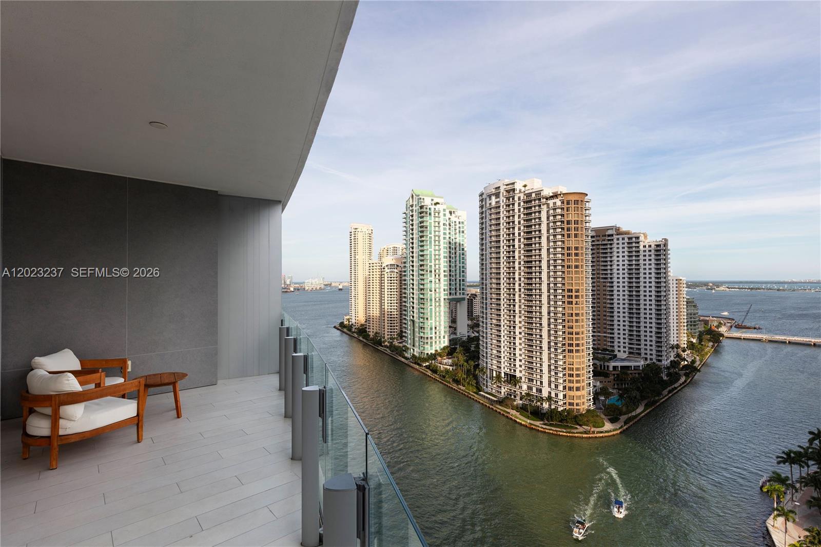 300 S Biscayne Blvd Way 2107, Miami, FL 33131, Miami