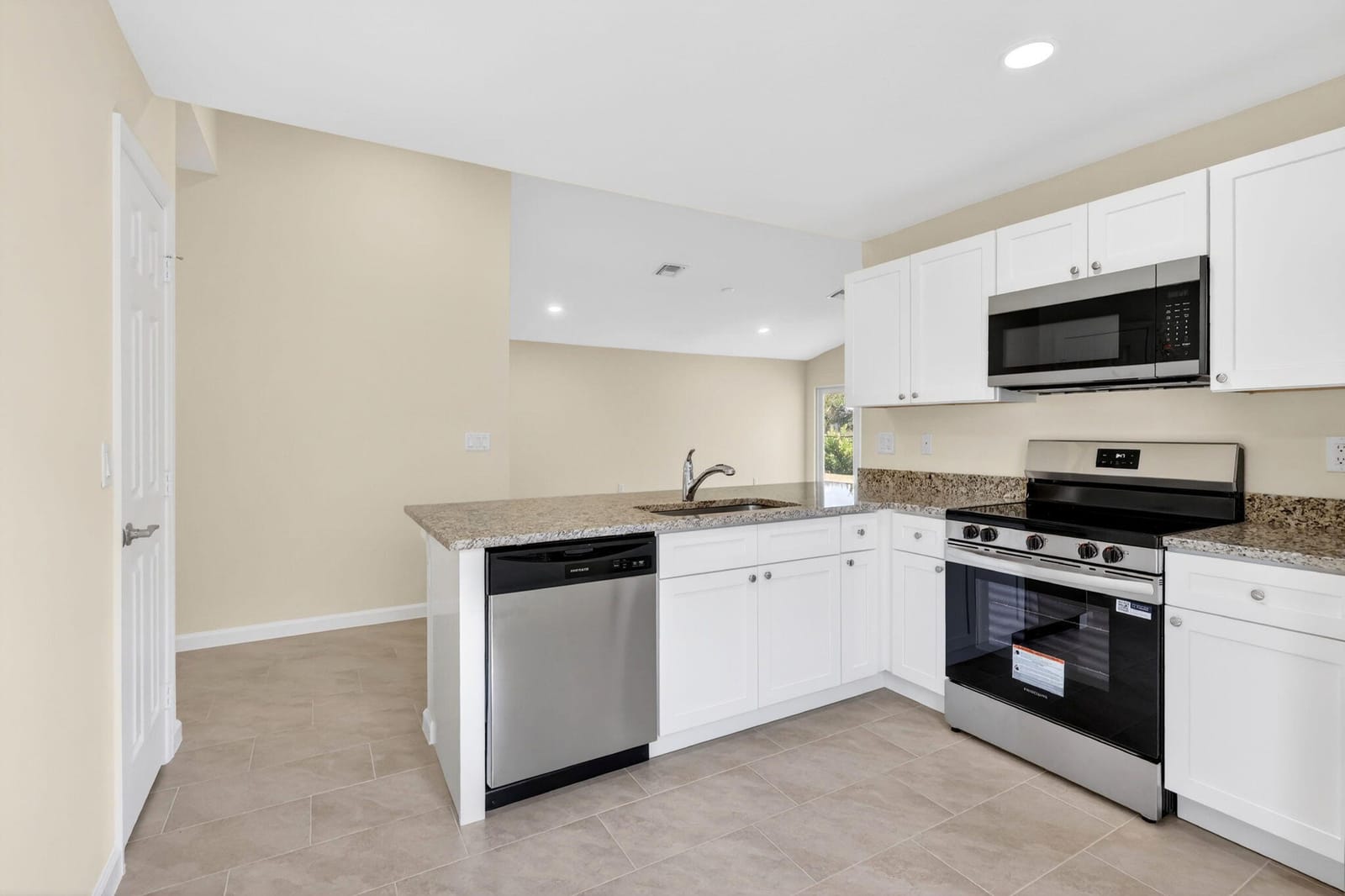 134 SW Seminole Crossing Court SW, Indiantown, FL 34956 photo 12