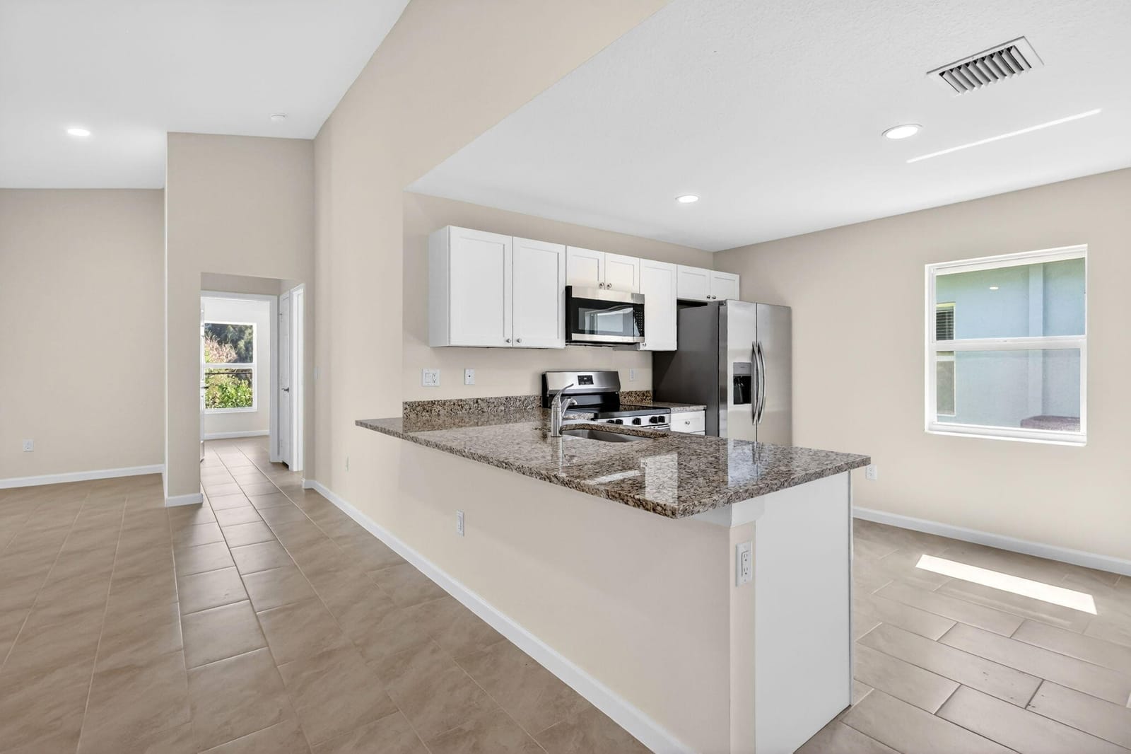 134 SW Seminole Crossing Court SW, Indiantown, FL 34956 photo 3
