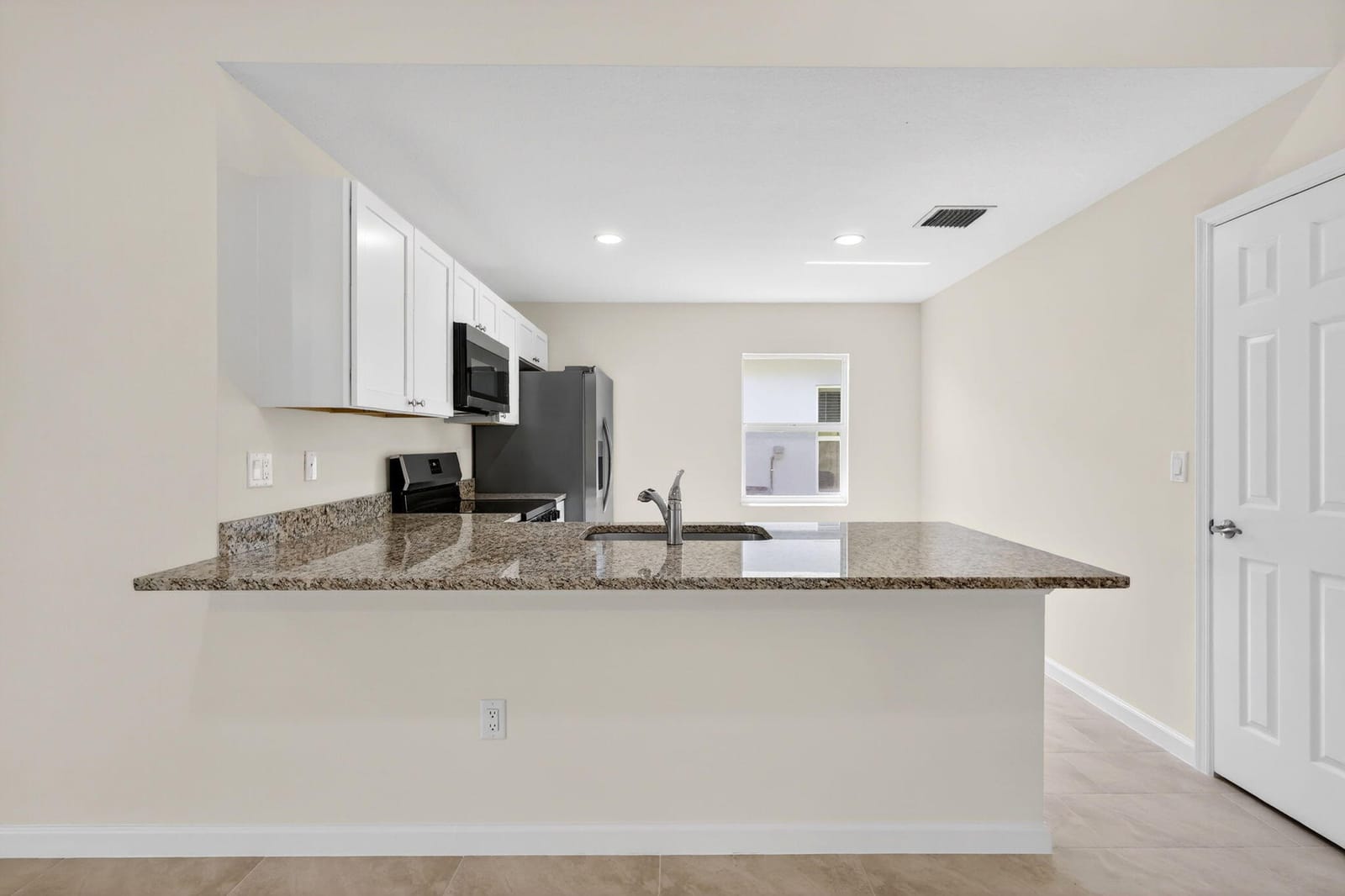 134 SW Seminole Crossing Court SW, Indiantown, FL 34956 photo 9