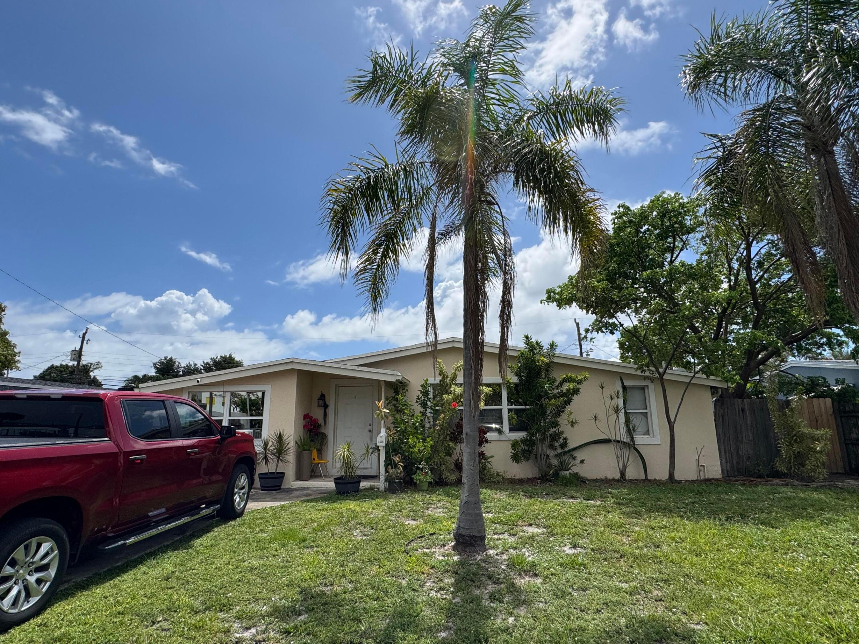 5636 NE 5th Avenue, Oakland Park, FL 33334, Oakland Park