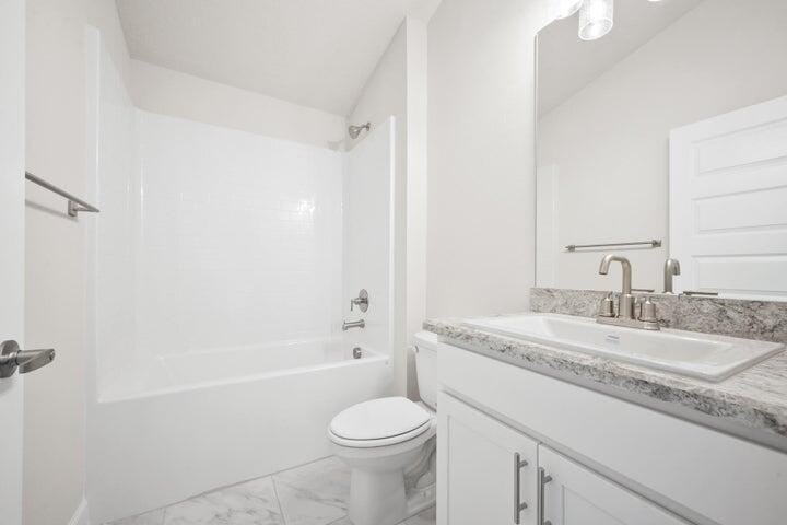 8166 Merano Avenue, Fort Pierce, FL 34951 photo 14