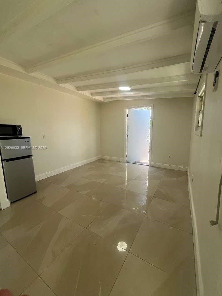 1629 NE 177 Street 2 — photo 2