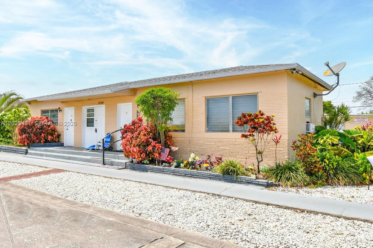 1741-1743 Moffett Street, Hollywood, FL 33020, Hollywood