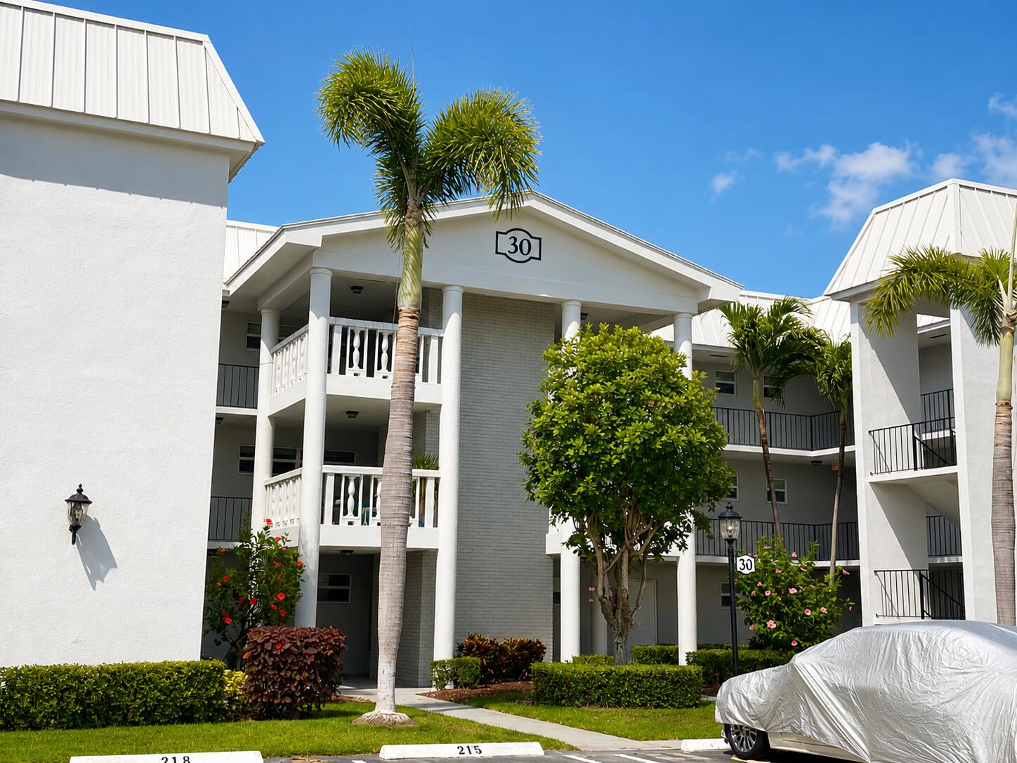 30 Colonial Club Drive 203, Boynton Beach, FL 33435, Boynton Beach