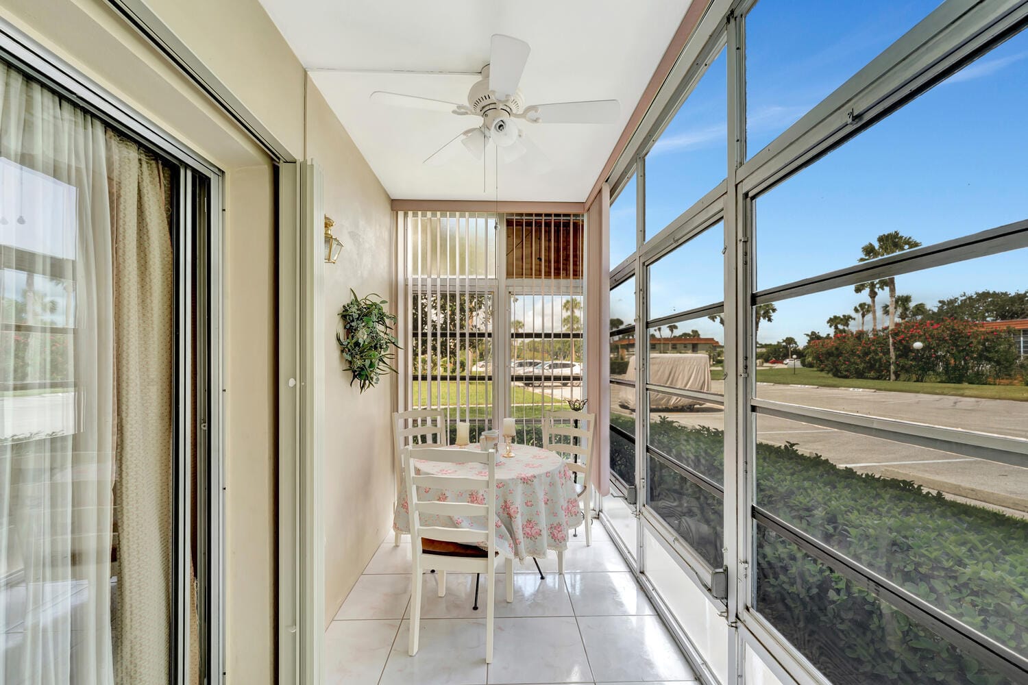 98 Spring Lake Drive, Vero Beach, FL 32962 photo 14