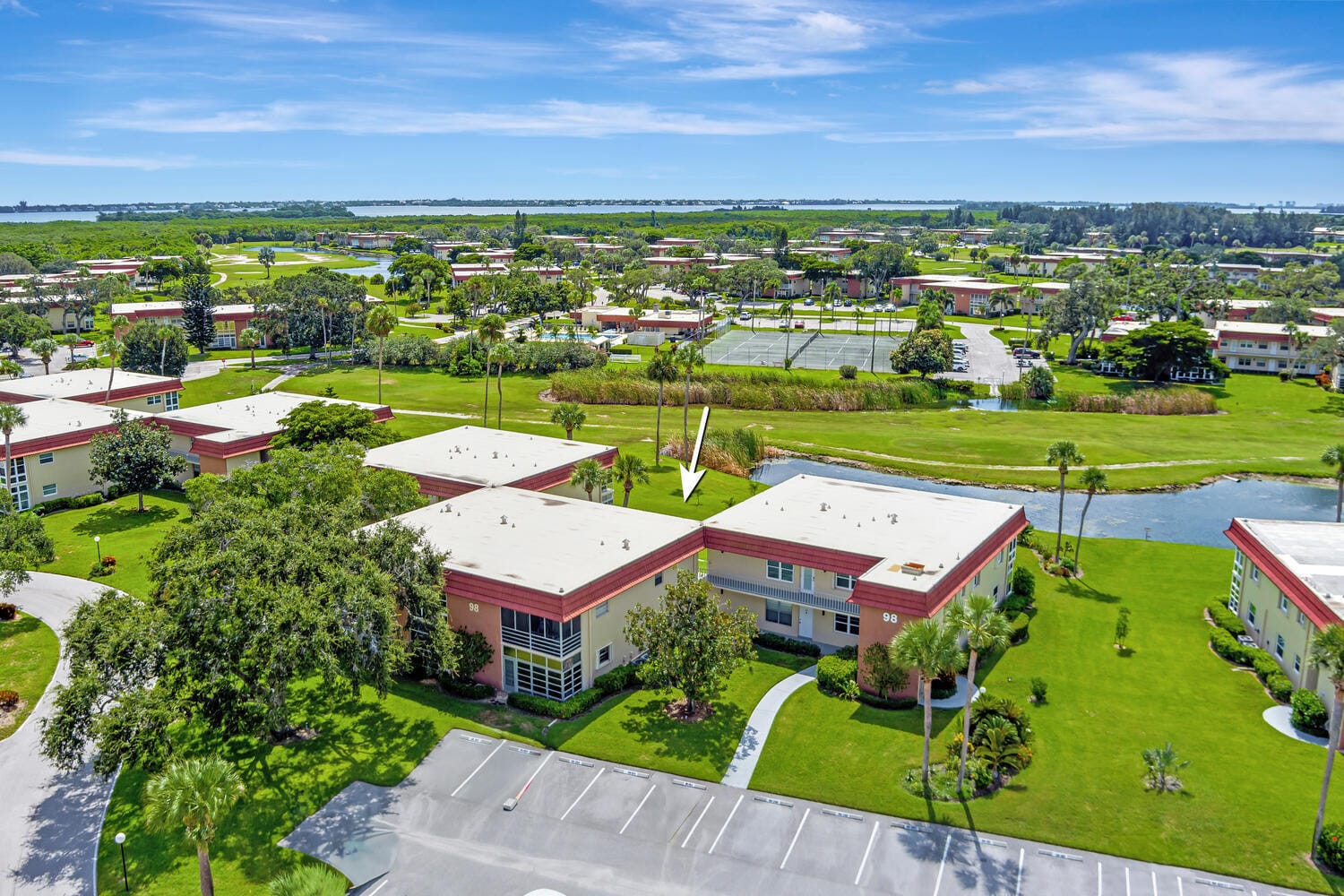 98 Spring Lake Drive, Vero Beach, FL 32962 photo 17
