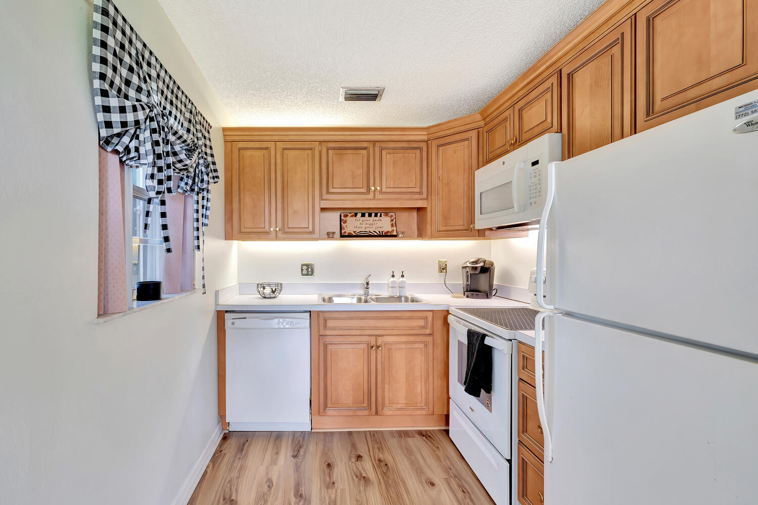 98 Spring Lake Drive, Vero Beach, FL 32962, Vero Beach
