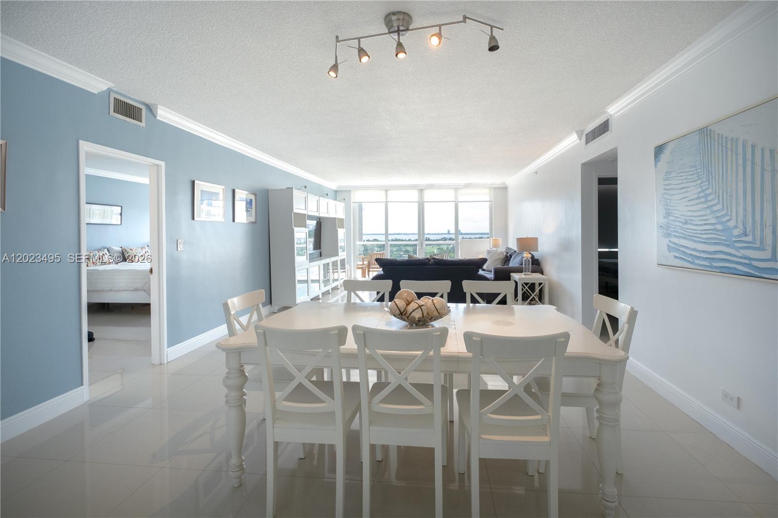 5601 Collins Avenue 1420, Miami Beach, FL 33140, Miami Beach